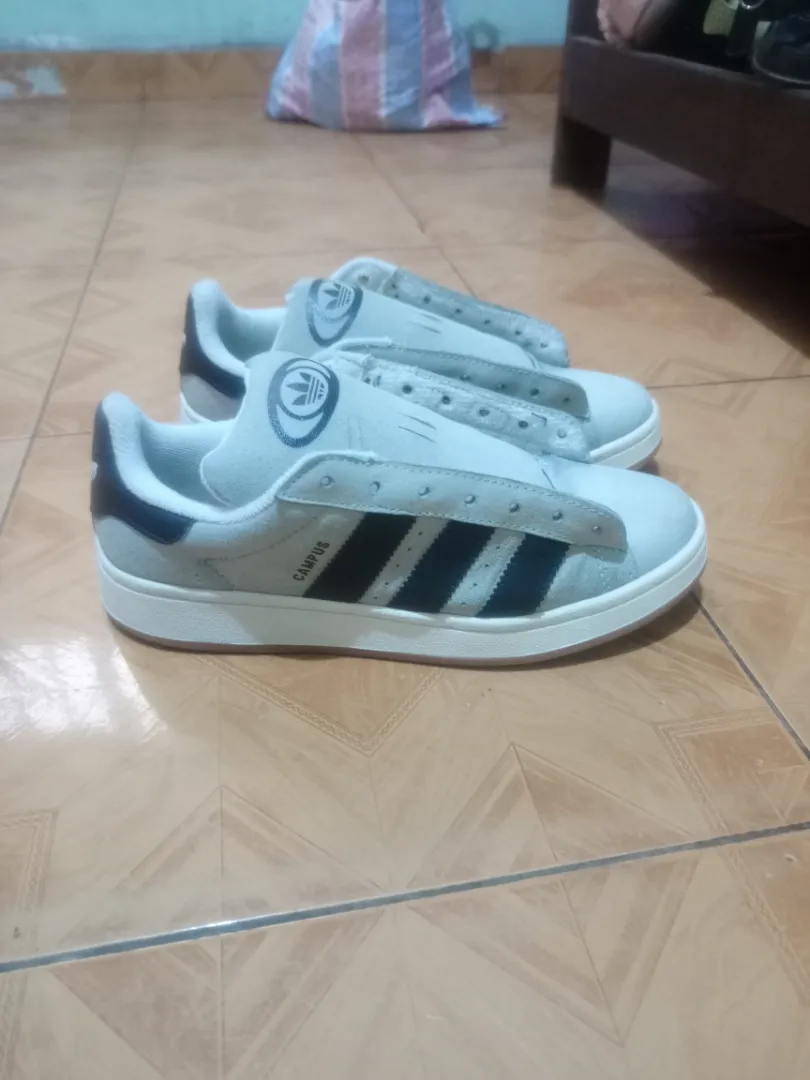 Campus addidas taille 40(39)