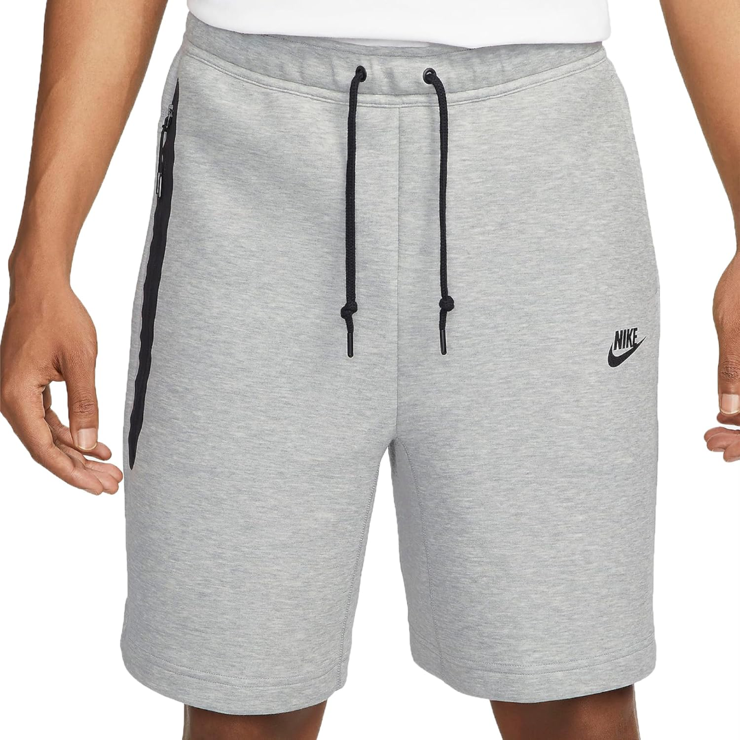Short Nike tech