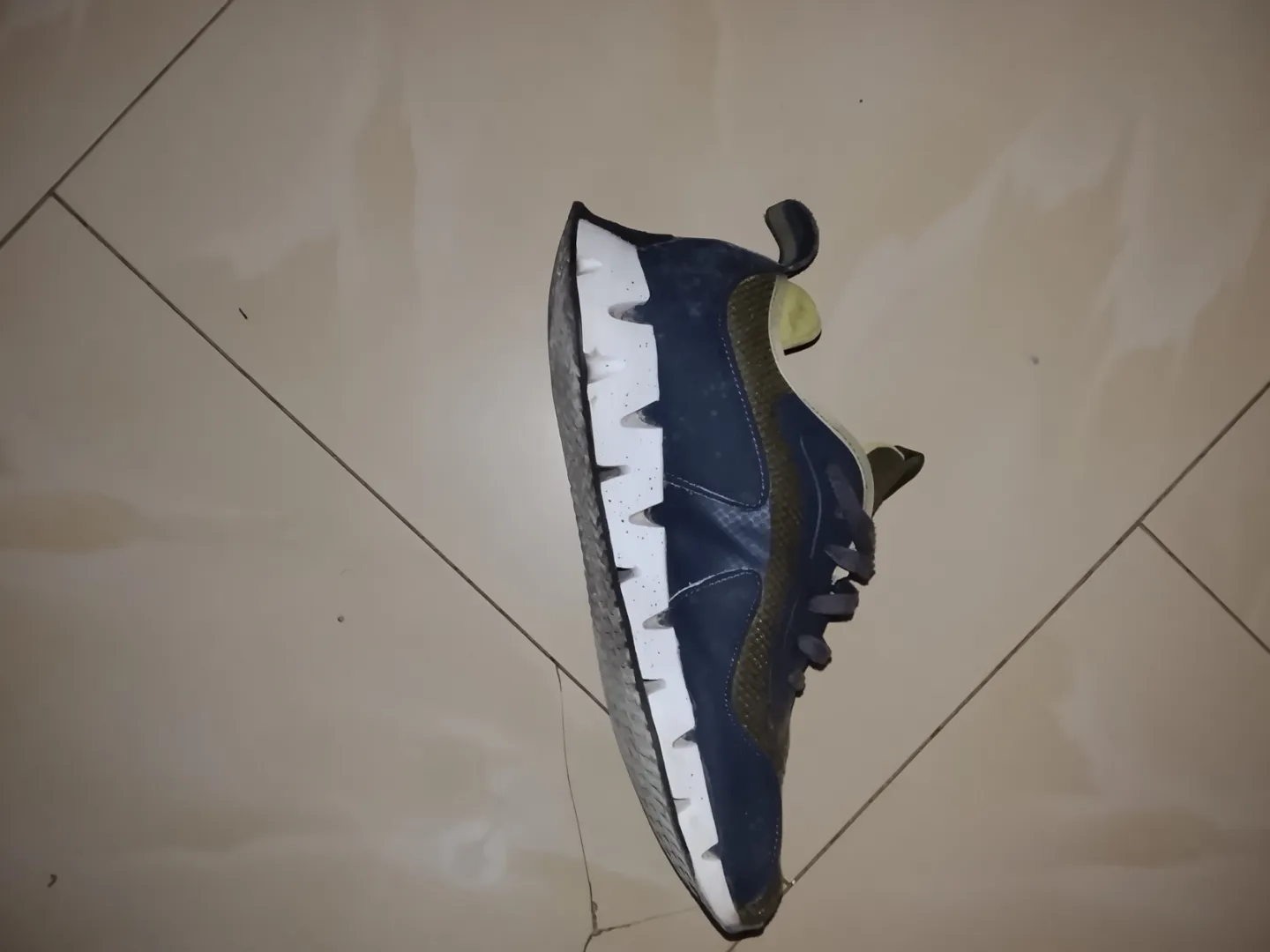 Chaussures sportswear Reebok à vendre