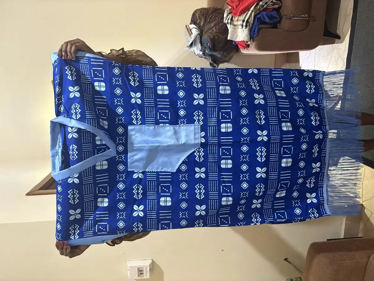 Pantalon et robe motif Ankara