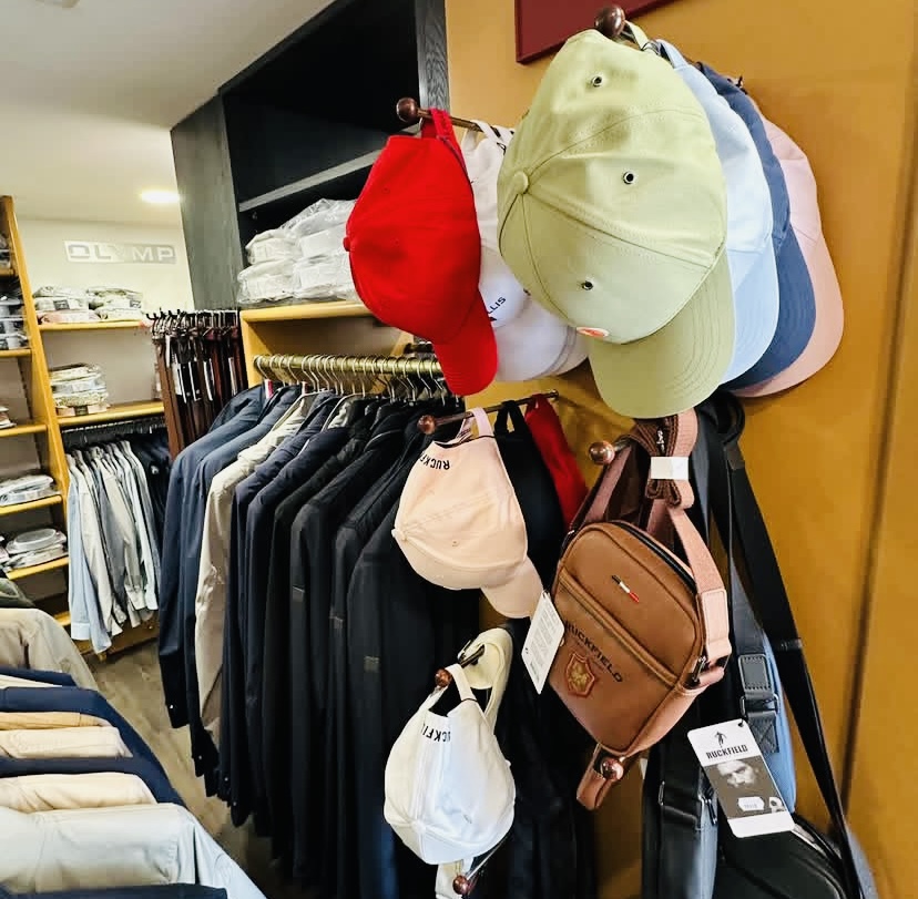 𝐇𝐎𝐔𝐒𝐄 𝐎𝐅 𝐉𝐎𝐍𝐀𝐓𝐇𝐀𝐍